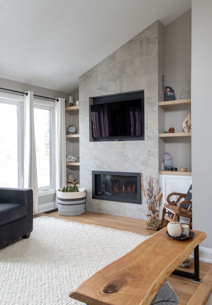 ottawa family living room renovation fireplace shelving