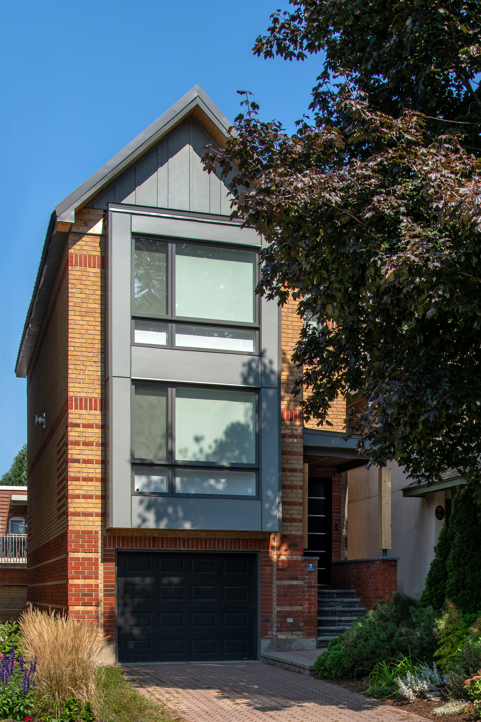 ottawa exterior renovations bay window